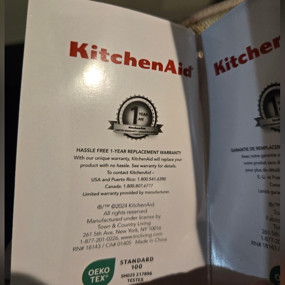 NWT KitchenAid Mixer Cover in Cream Color. Super Nice Quilted With Zipper. - Picture 3 of 5